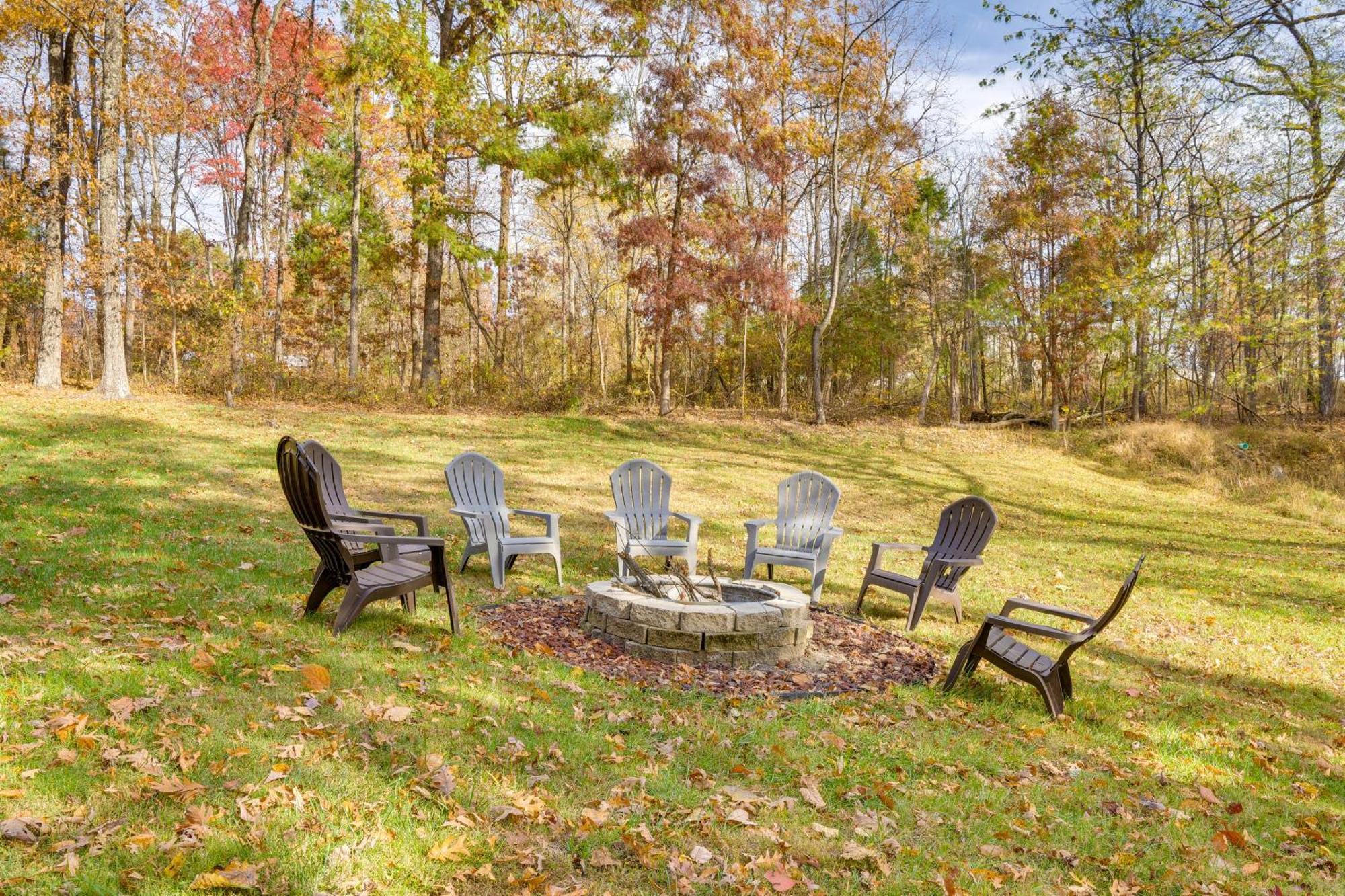 Villa French Lick Getaway With Deck, Grill And Fire Pit! Extérieur photo