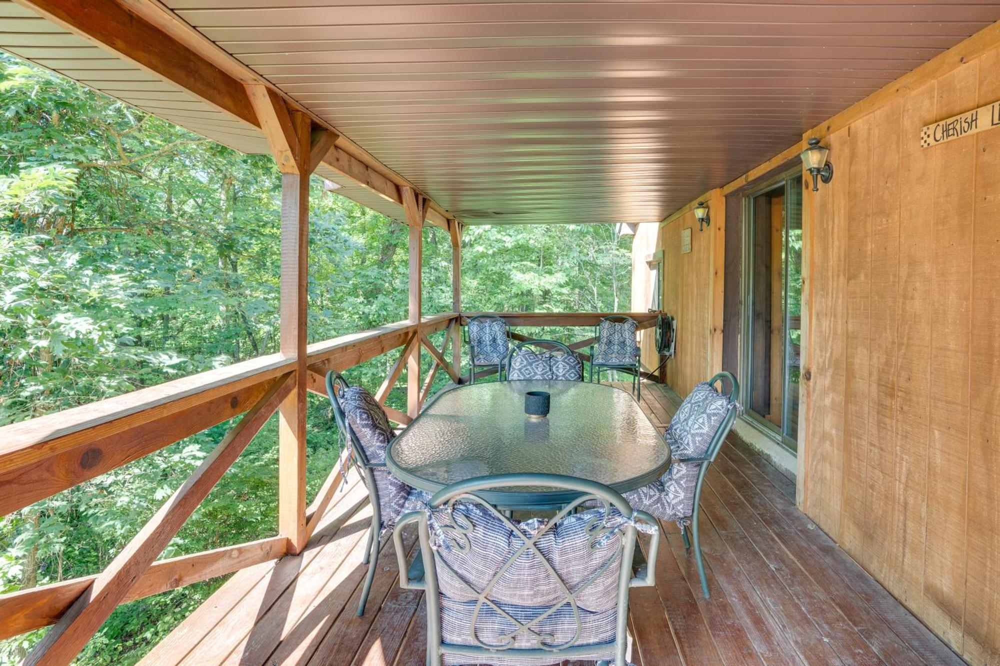 Villa French Lick Getaway With Deck, Grill And Fire Pit! Extérieur photo